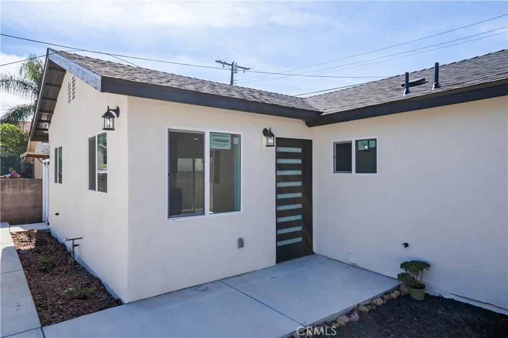 915 Pasadena Avenue Azusa, CA 91702