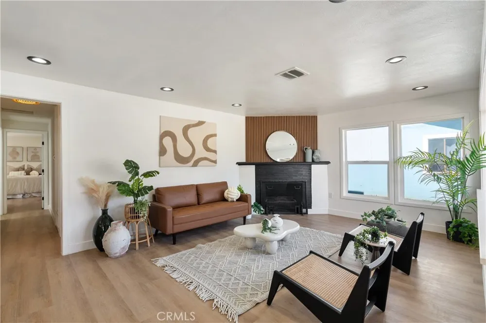 915 Pasadena Avenue Azusa, CA 91702