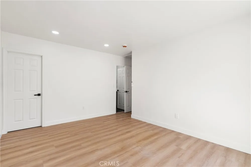915 Pasadena Avenue Azusa, CA 91702