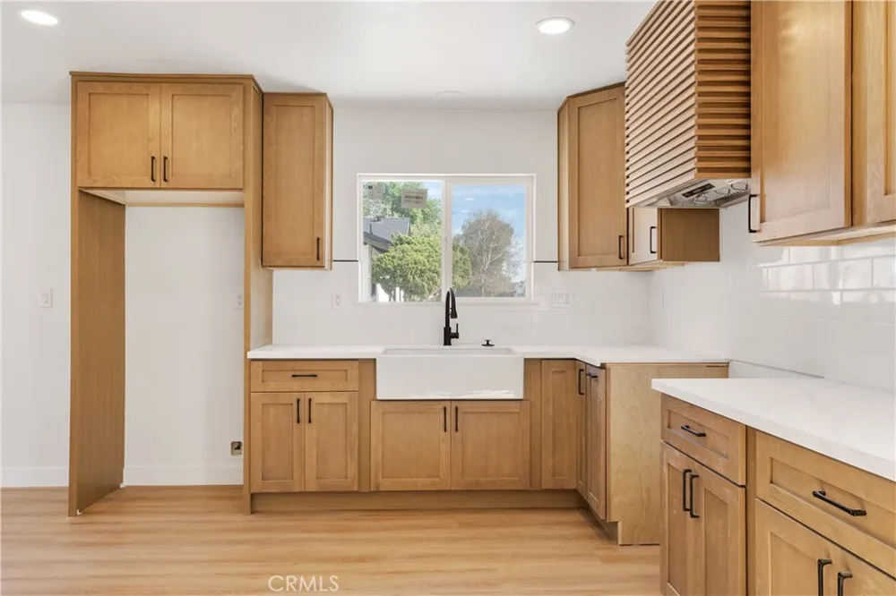 915 Pasadena Avenue Azusa, CA 91702