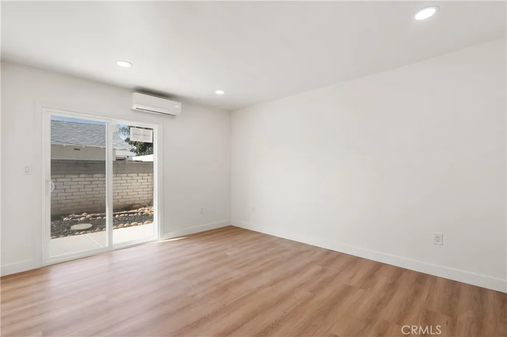 915 Pasadena Avenue Azusa, CA 91702