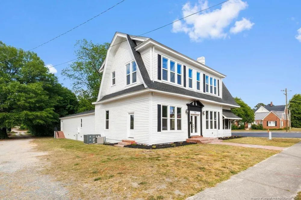 504 W Broad Street Dunn, NC 28334