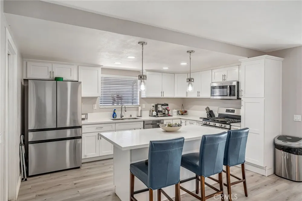 16147 Green Hill Drive Victorville, CA 92394