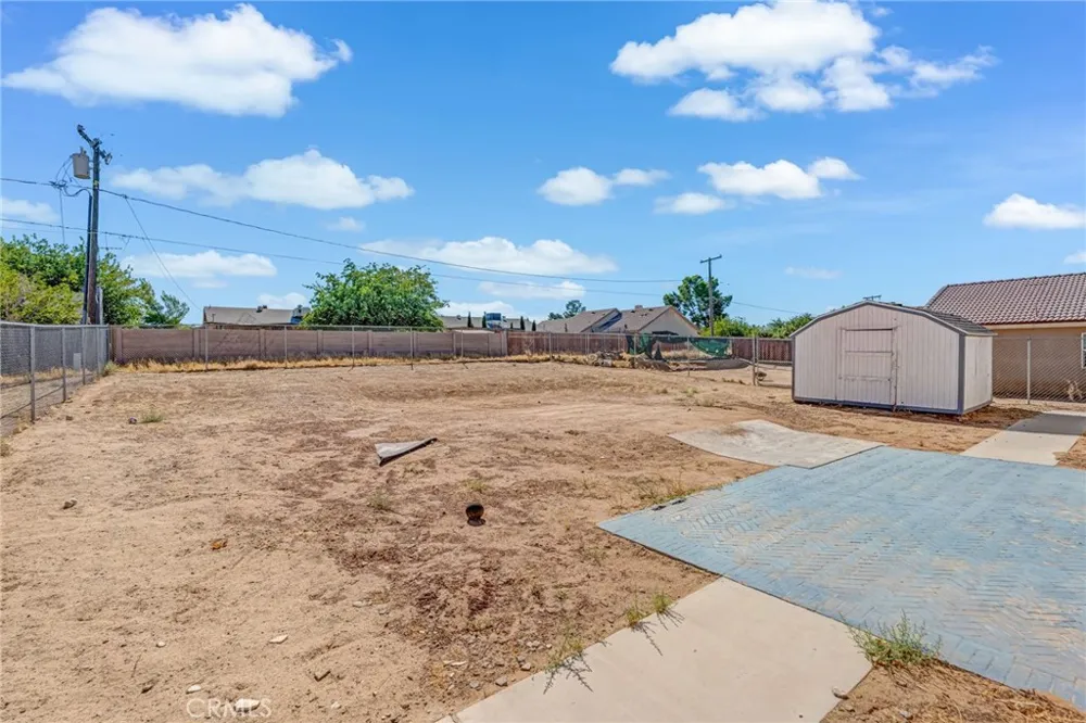 16147 Green Hill Drive Victorville, CA 92394
