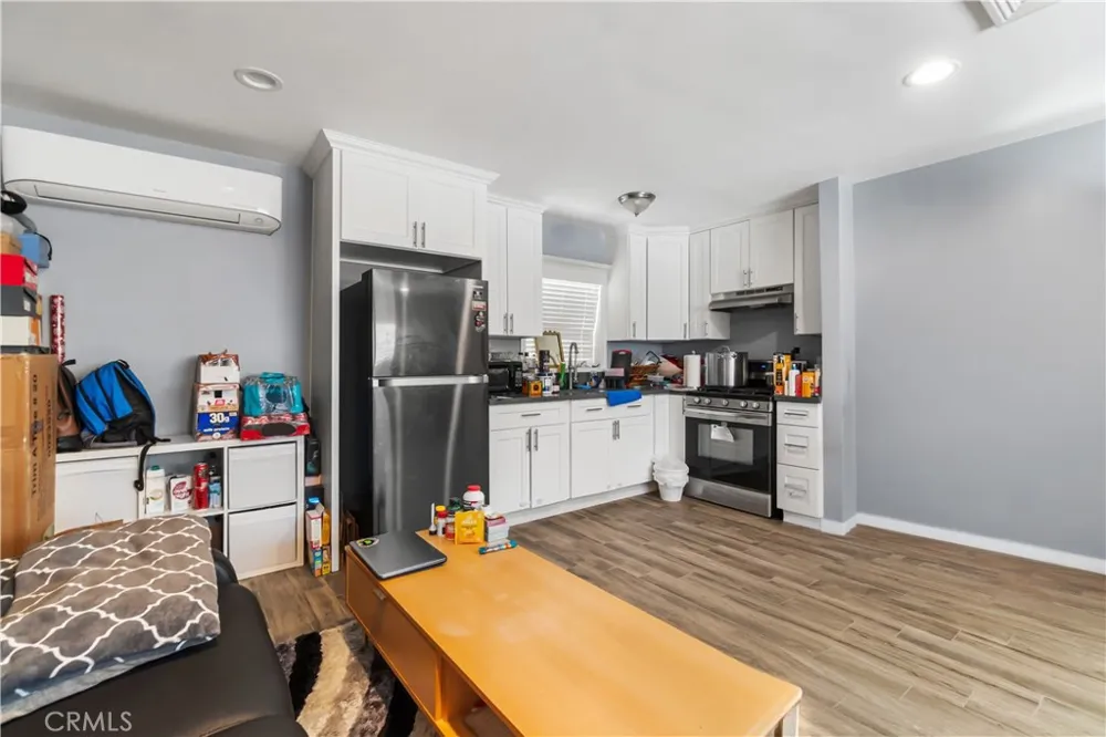 11527 Buell Santa Fe Springs, CA 90670
