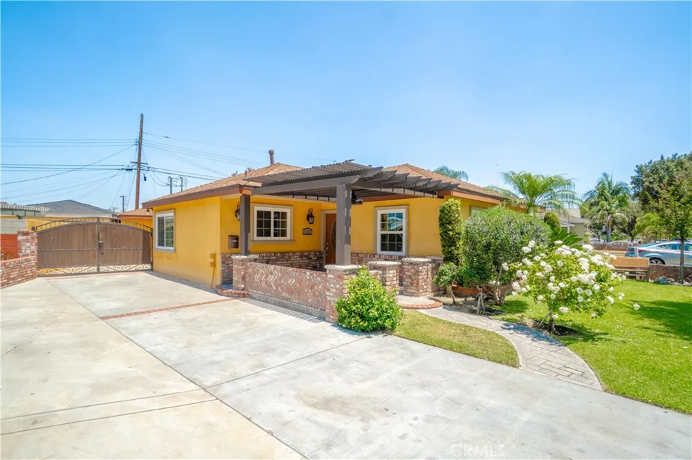 11527 Buell Santa Fe Springs, CA 90670