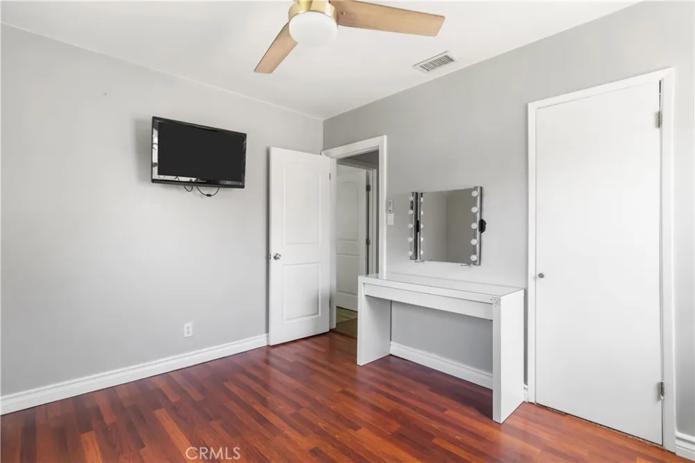 11527 Buell Santa Fe Springs, CA 90670