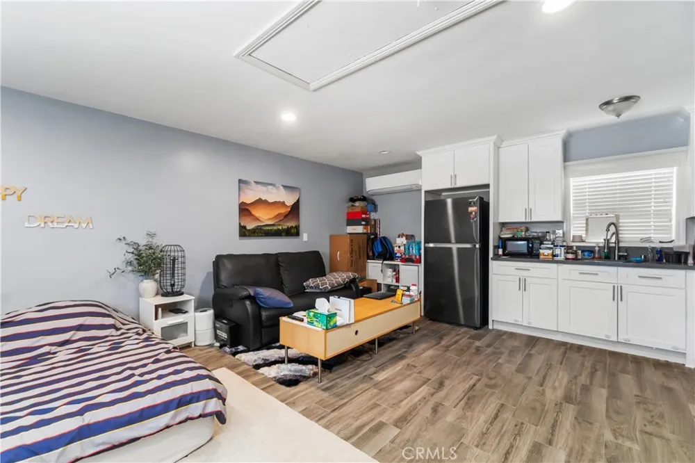 11527 Buell Santa Fe Springs, CA 90670