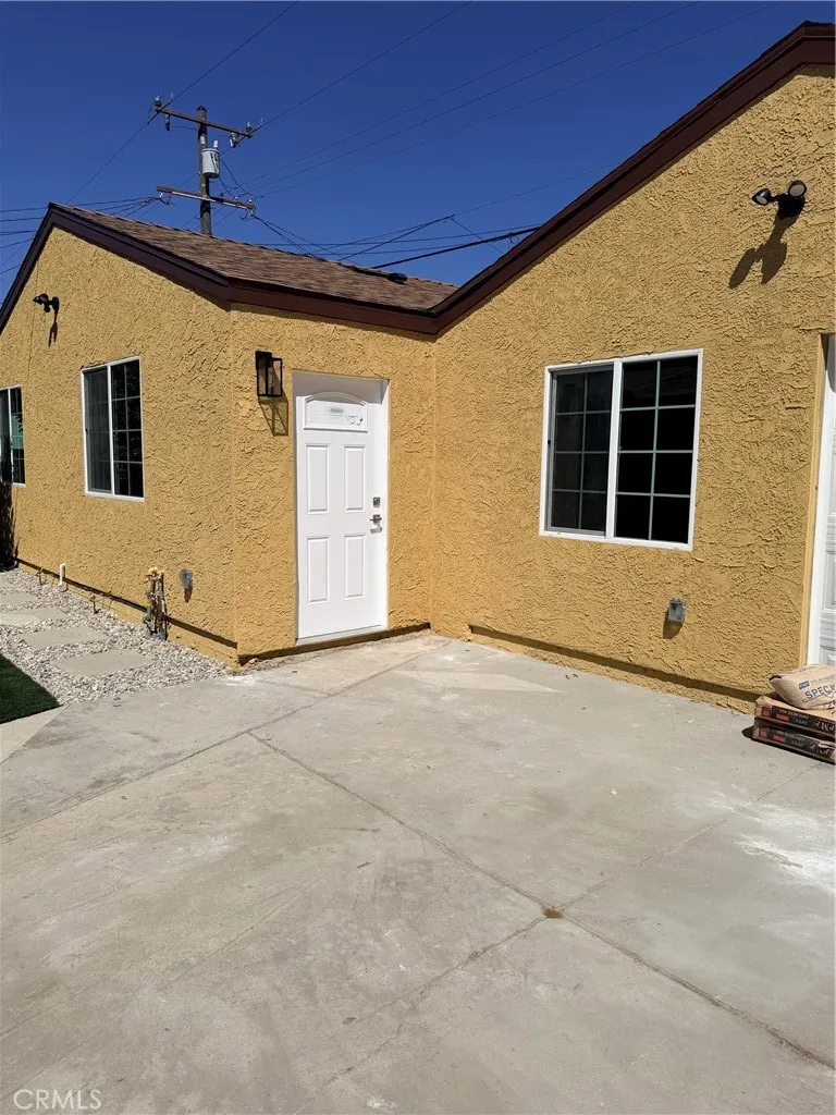9314 Bryson #B South Gate, CA 90280