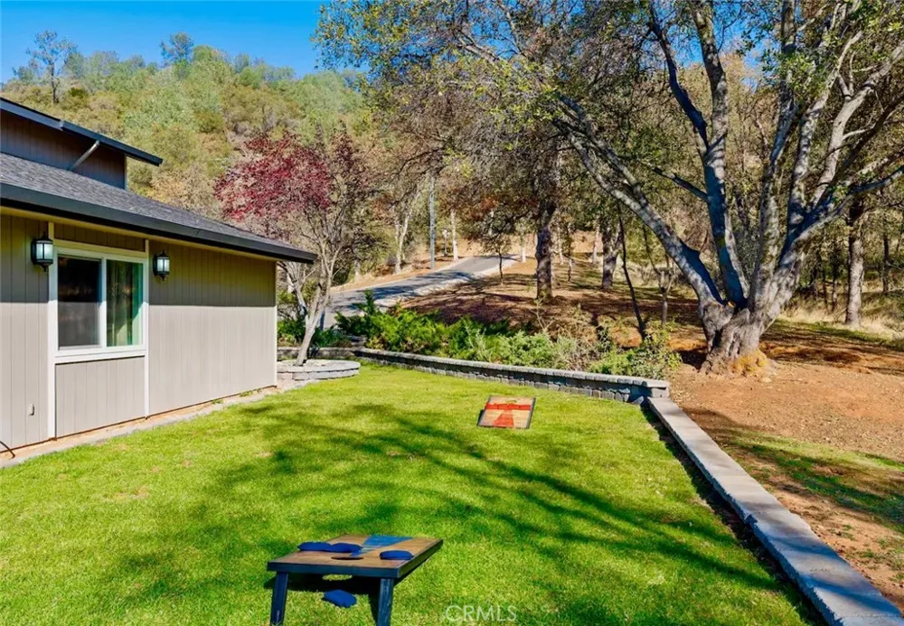 5615 Bear Trap Drive Mariposa, CA 95338