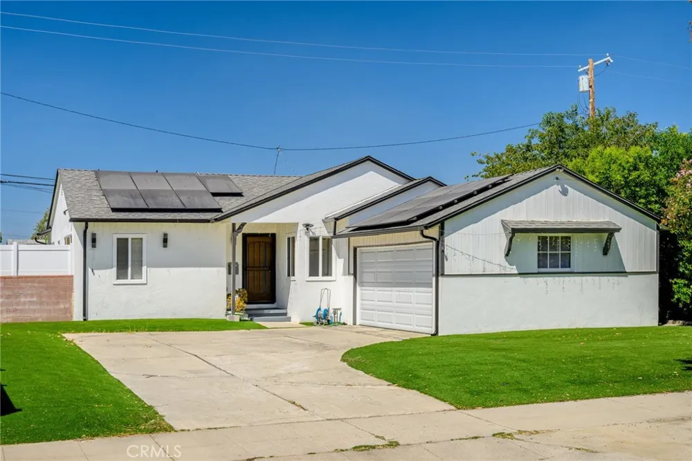 11007 Collett Granada Hills, CA 91344