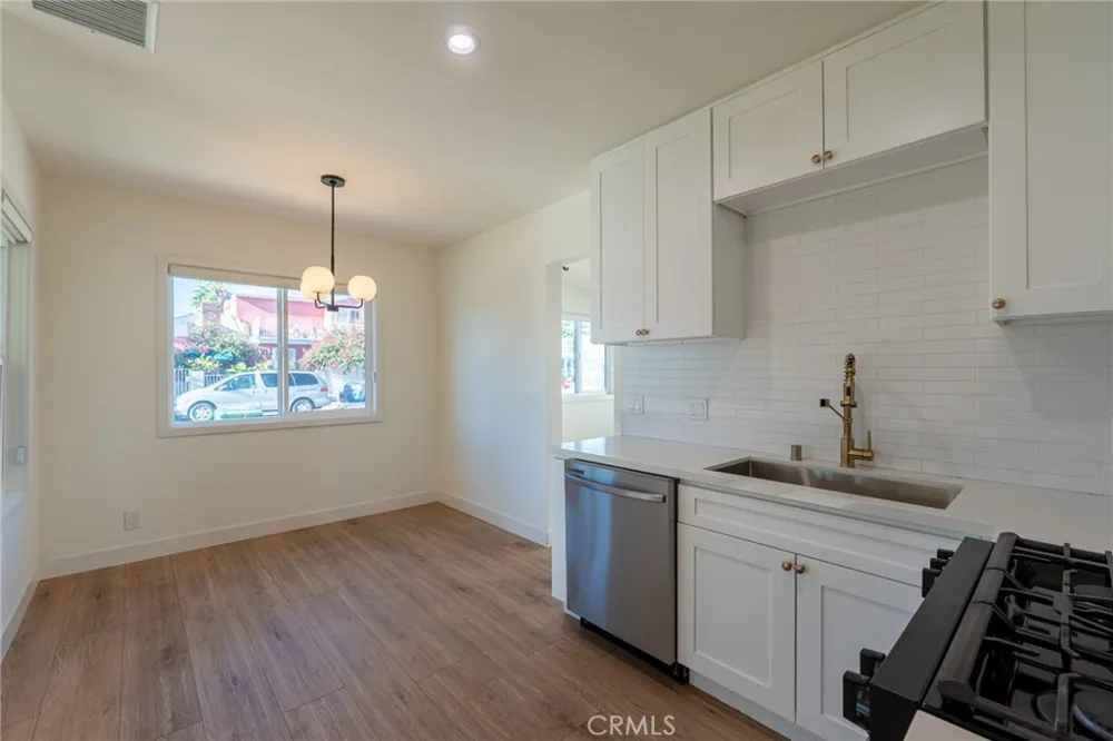 7358 Cleon Sun Valley, CA 91352