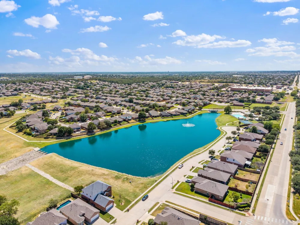 3633 Saratoga Downs Way Fort Worth, TX 76244