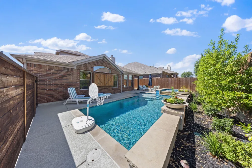 3633 Saratoga Downs Way Fort Worth, TX 76244