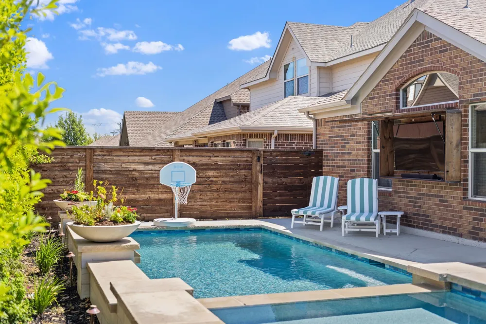 3633 Saratoga Downs Way Fort Worth, TX 76244