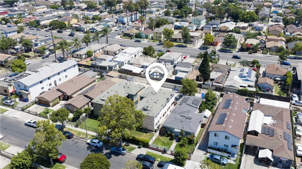 338 E 99th Los Angeles, CA 90003