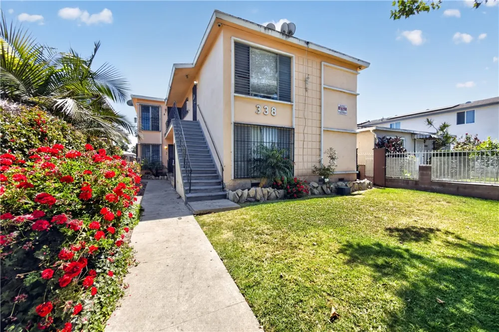 338 E 99th Los Angeles, CA 90003