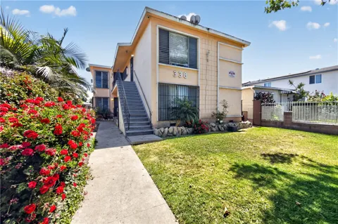 338 E 99th