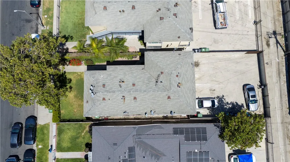 338 E 99th Los Angeles, CA 90003