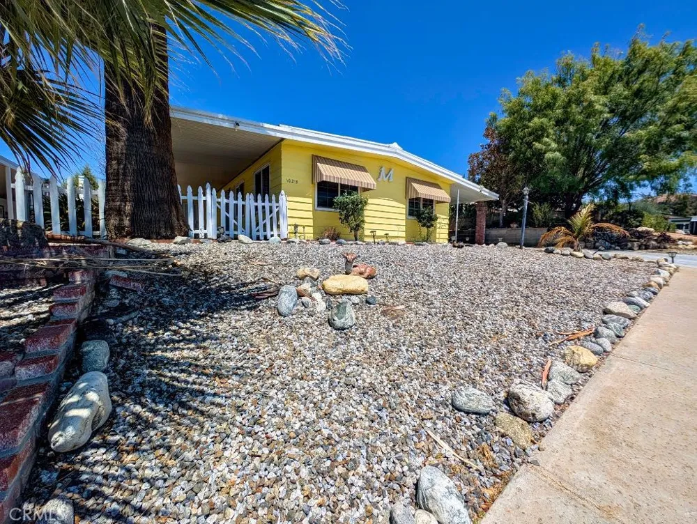 10213 Overland Beaumont, CA 92223