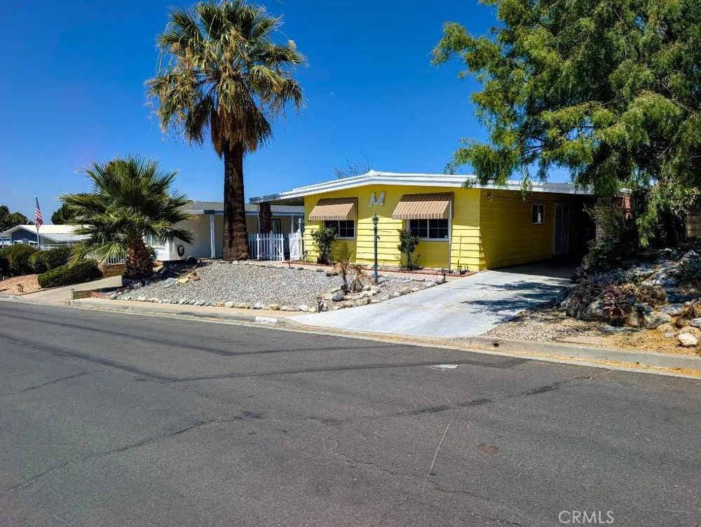 10213 Overland Beaumont, CA 92223