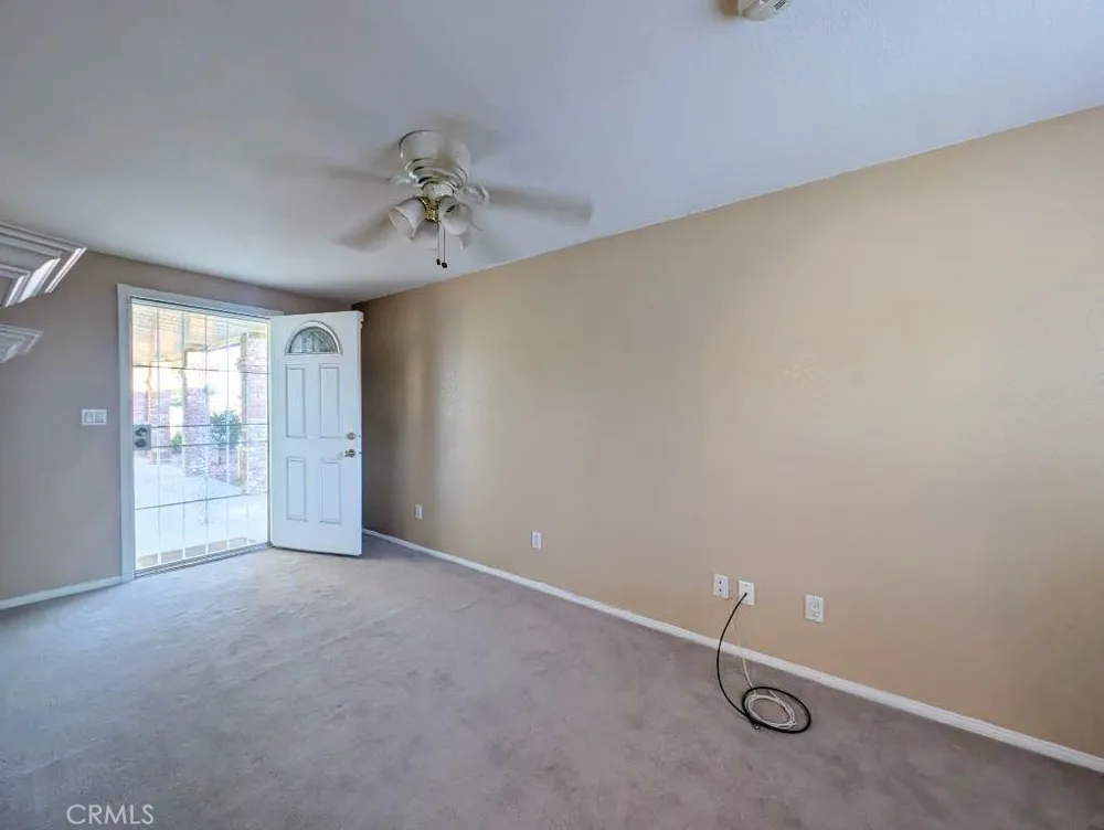 10213 Overland Beaumont, CA 92223