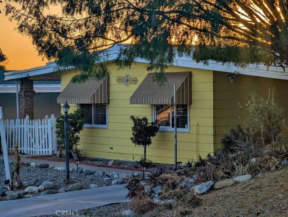 10213 Overland Beaumont, CA 92223