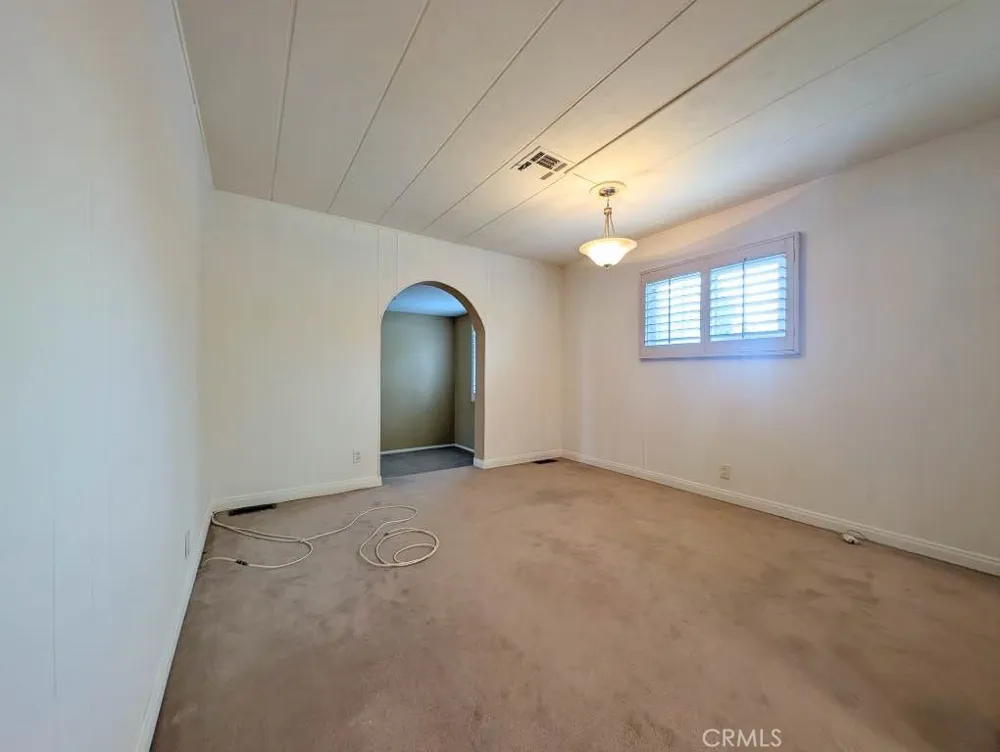 10213 Overland Beaumont, CA 92223