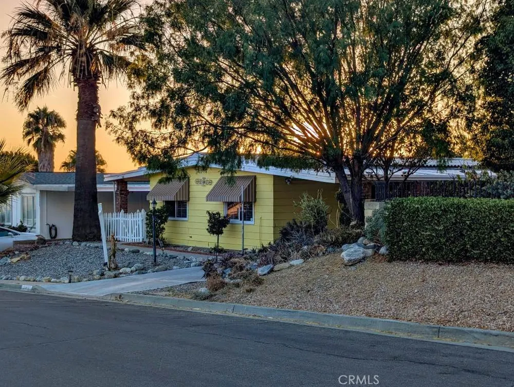 10213 Overland Beaumont, CA 92223