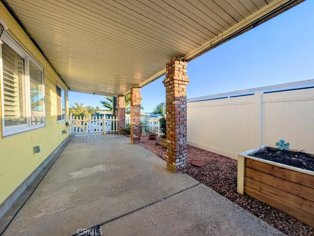10213 Overland Beaumont, CA 92223