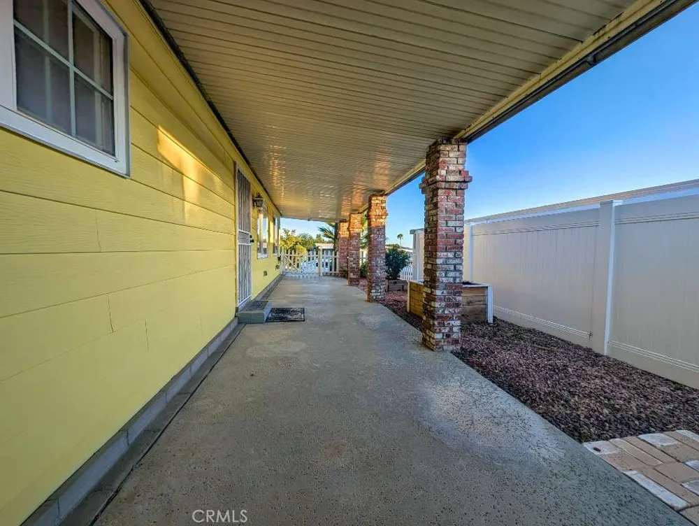 10213 Overland Beaumont, CA 92223