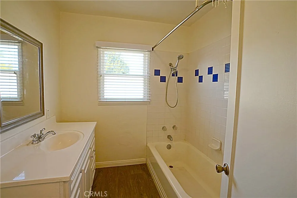 4285 Oakwood Place Riverside, CA 92506
