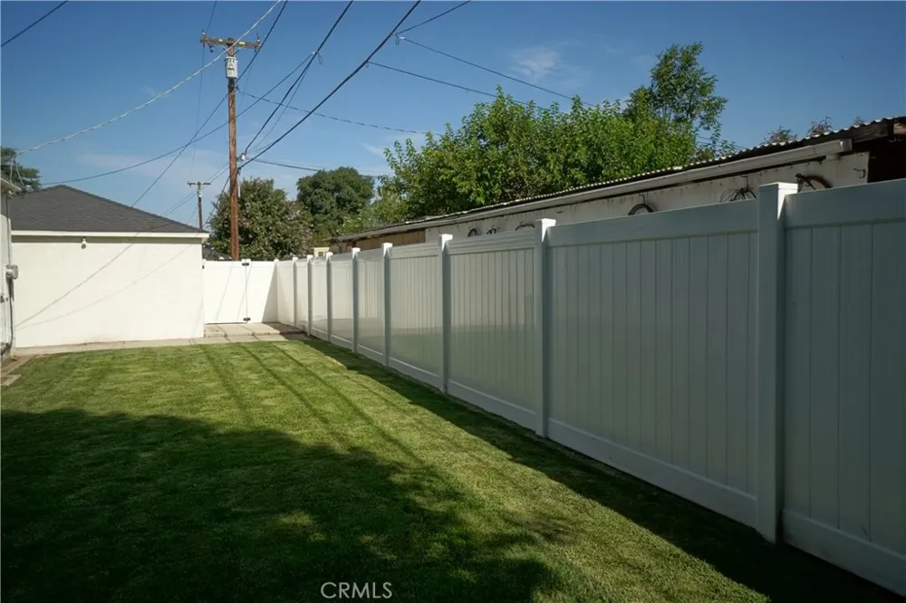 4285 Oakwood Place Riverside, CA 92506