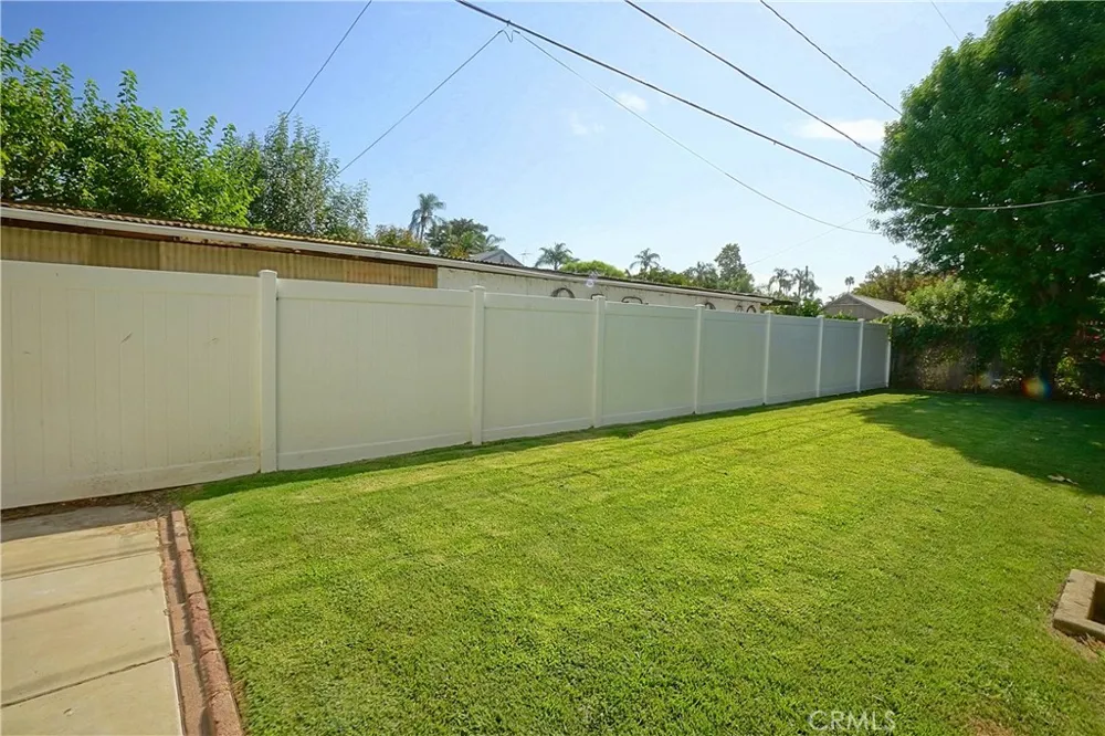 4285 Oakwood Place Riverside, CA 92506
