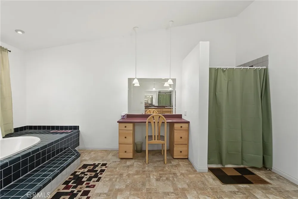 30621 Chihuahua Valley Warner Springs, CA 92086
