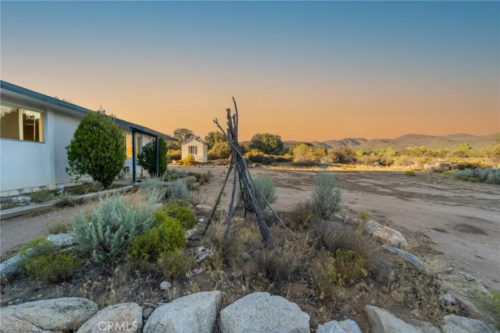 30621 Chihuahua Valley Warner Springs, CA 92086