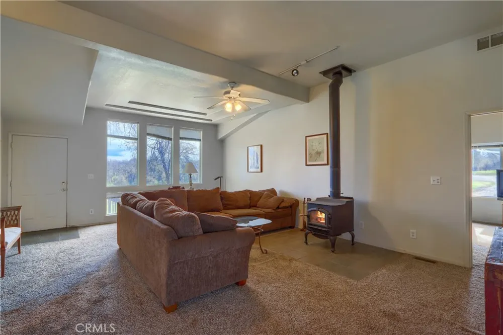 5857 Schilling Coulterville, CA 95311
