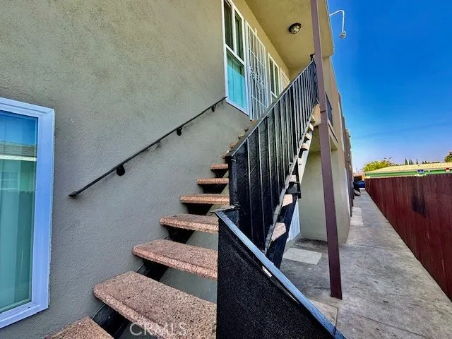 815 Rose #6 Compton, CA 90221