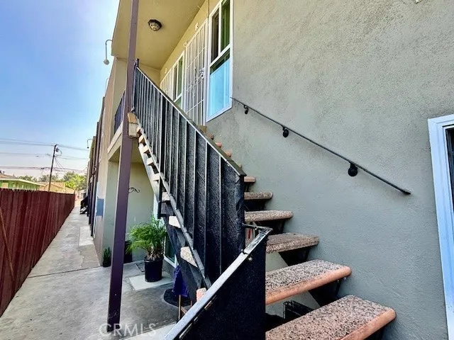 815 Rose #6 Compton, CA 90221