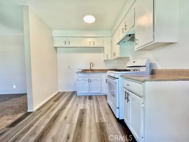 815 Rose #6 Compton, CA 90221