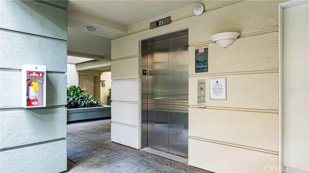 2233 Martin #109 Irvine, CA 92612