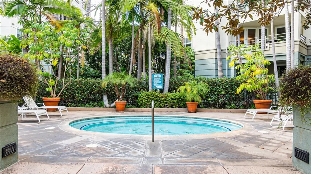 2233 Martin #109 Irvine, CA 92612