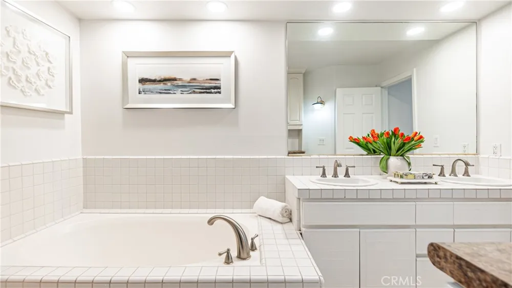 2233 Martin #109 Irvine, CA 92612