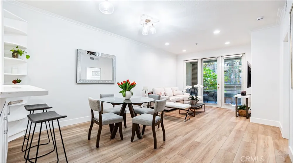 2233 Martin #109 Irvine, CA 92612