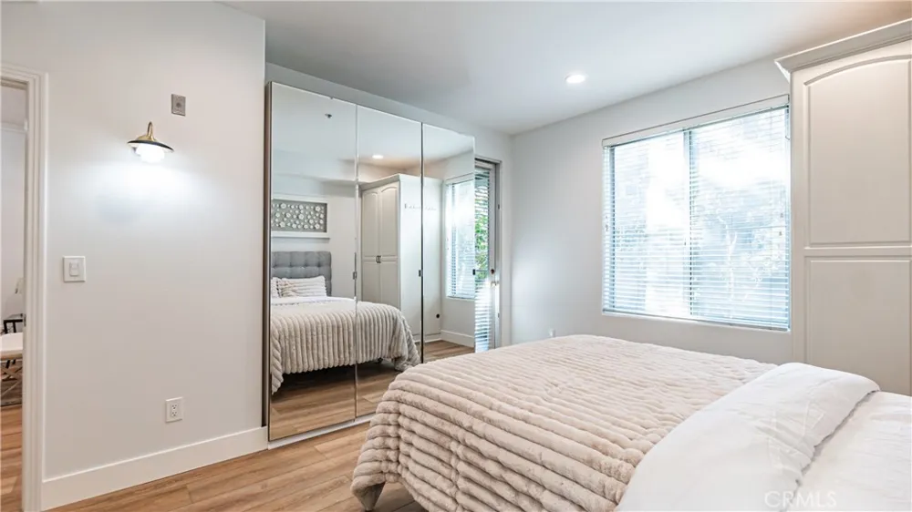 2233 Martin #109 Irvine, CA 92612