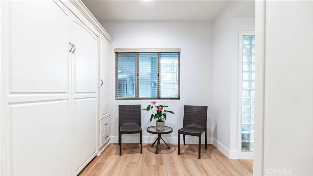 2233 Martin #109 Irvine, CA 92612