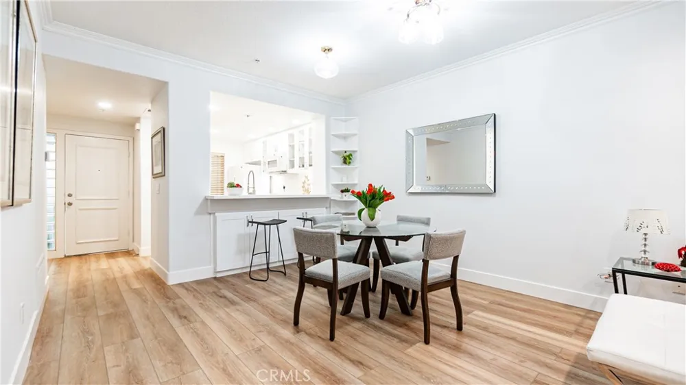 2233 Martin #109 Irvine, CA 92612