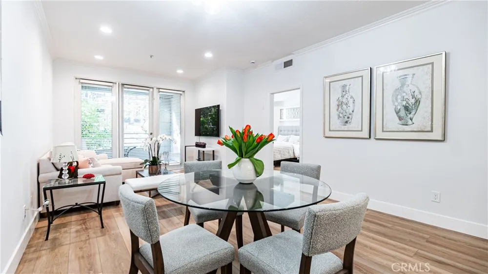 2233 Martin #109 Irvine, CA 92612