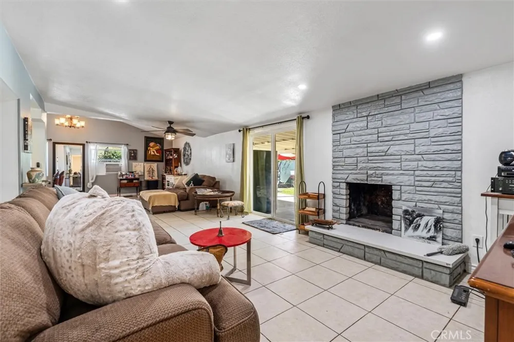 16138 Blackwood St La Puente, CA 91744