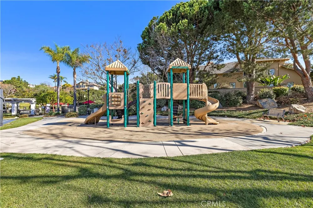 14 Pembroke Ln Laguna Niguel, CA 92677